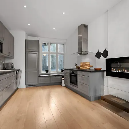 Unique And Spacious Home In Bergens Most Charming Area
