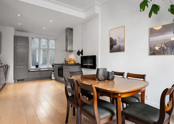 דירה Unique And Spacious In Bergens Charming Area ברגן