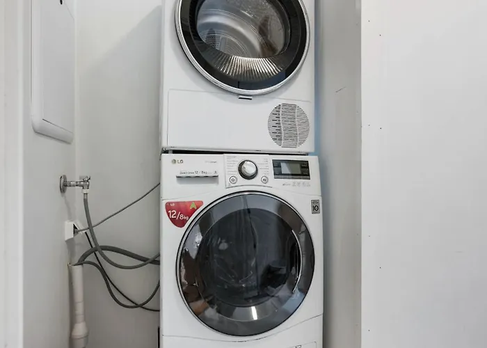 Unique And Spacious In Bergens Charming Area *