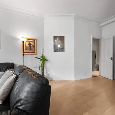 아파트 Unique And Spacious In Bergens Charming Area *